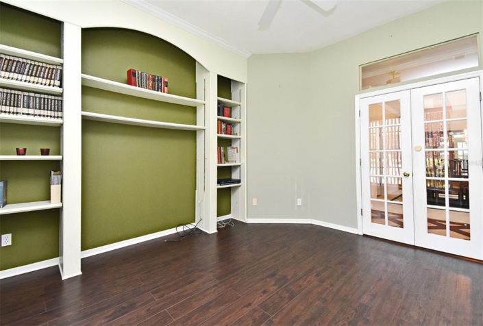 Image No.9-4 Bed Property for sale