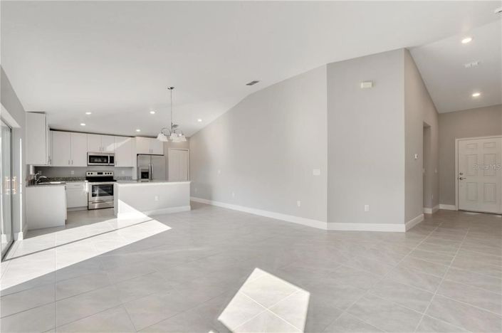 Image No.3-4 Bed Property for sale