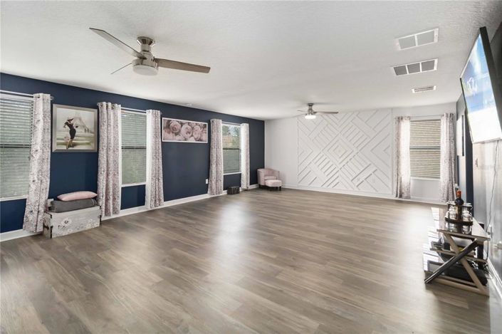 Image No.24-4 Bed Property for sale