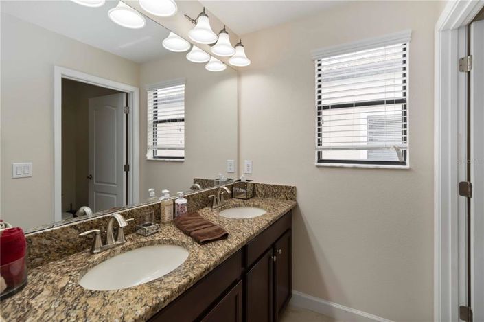 Image No.34-4 Bed Property for sale