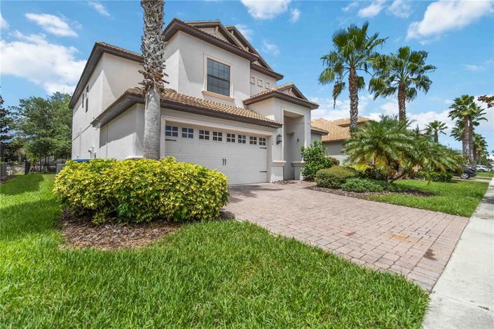 Image No.4-4 Bed Property for sale