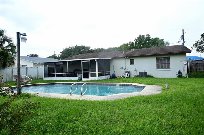 Image No.21-4 Bed Property for sale