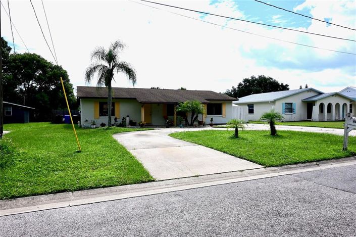 Image No.3-4 Bed Property for sale