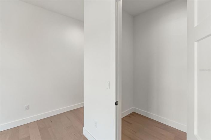 Image No.23-4 Bed Property for sale