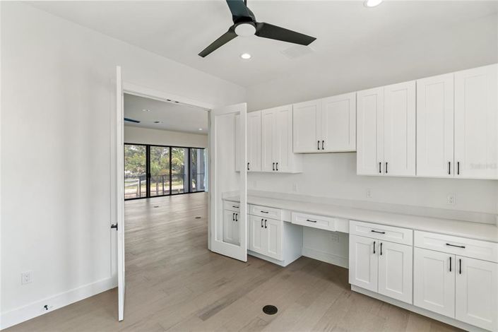 Image No.26-4 Bed Property for sale