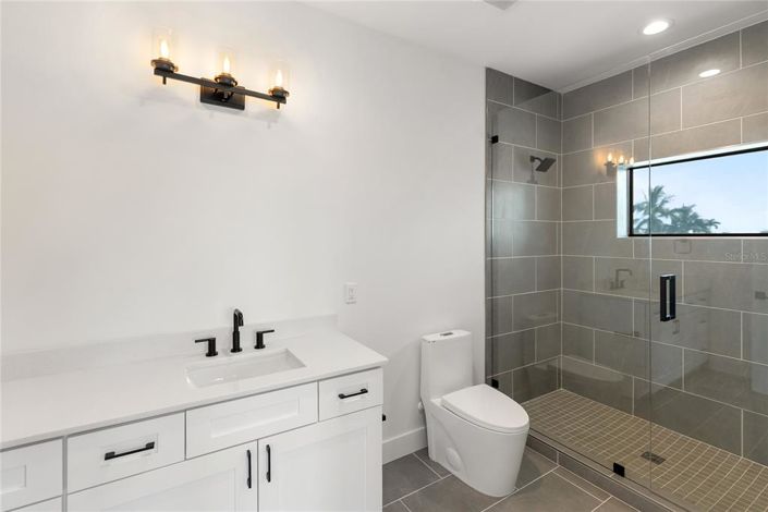 Image No.58-4 Bed Property for sale