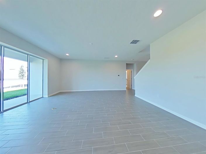 Image No.3-6 Bed Property for sale