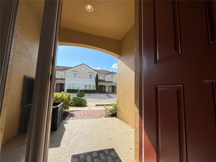 Image No.3-4 Bed Townhouse for sale