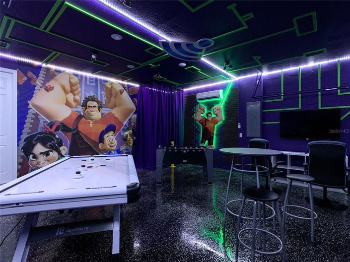 Image No.42-10 Bed Property for sale