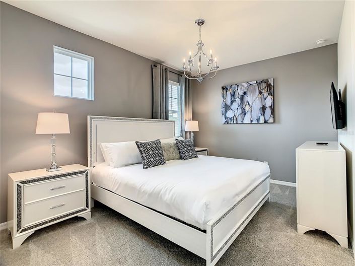 Image No.51-10 Bed Property for sale