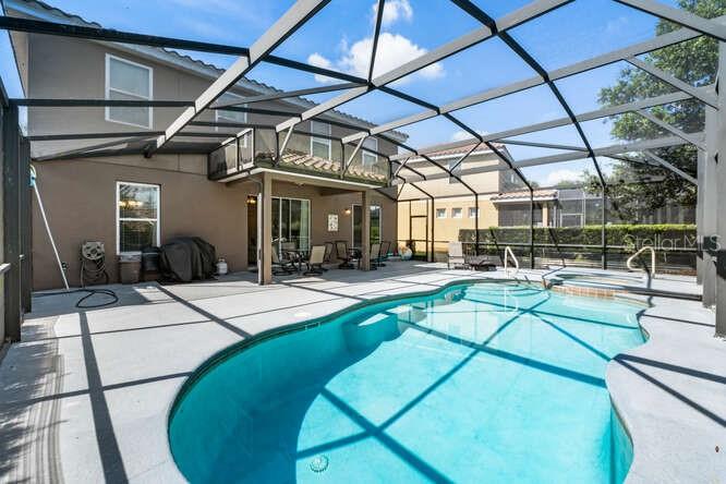 Image No.4-6 Bed Property for sale