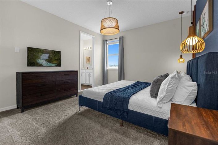 Image No.25-9 Bed Property for sale