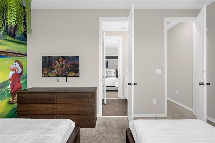 Image No.29-9 Bed Property for sale