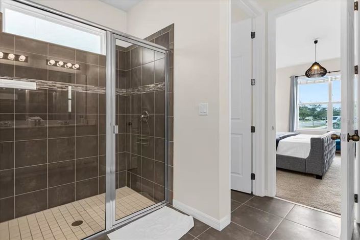 Image No.35-9 Bed Property for sale