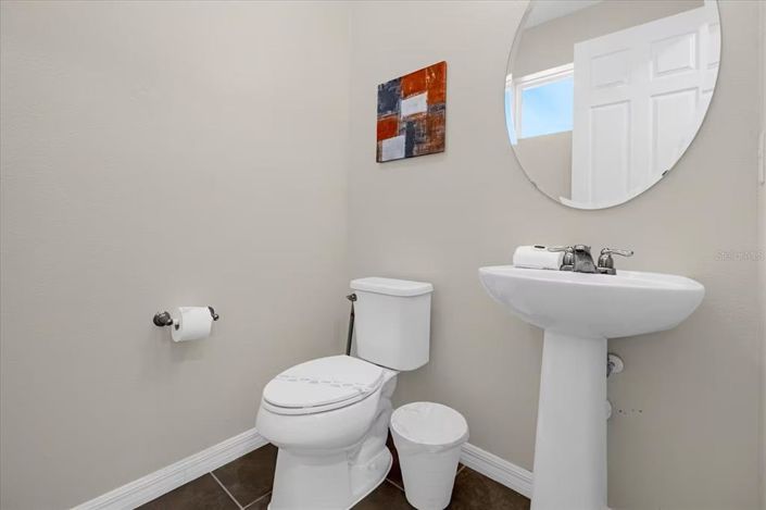 Image No.40-9 Bed Property for sale