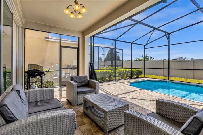 Image No.43-9 Bed Property for sale