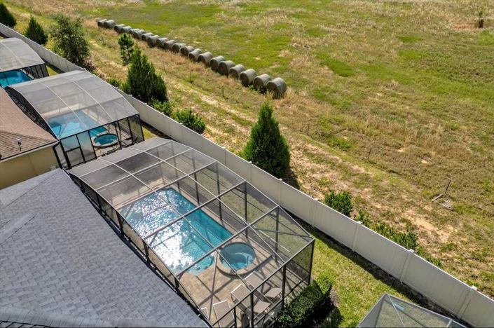 Image No.47-9 Bed Property for sale