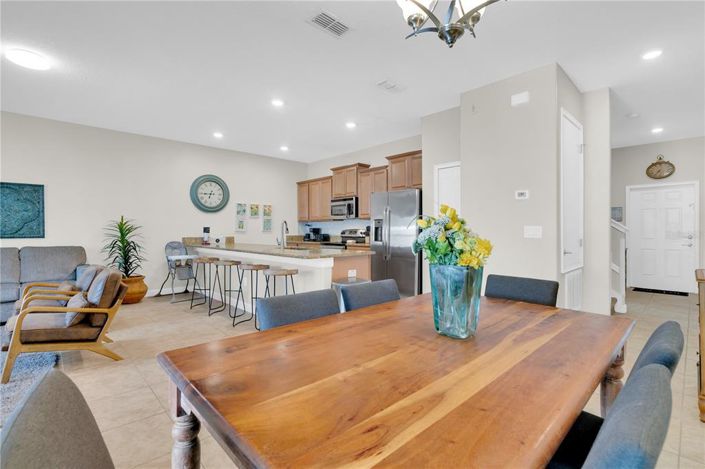 Image No.10-4 Bed Townhouse for sale