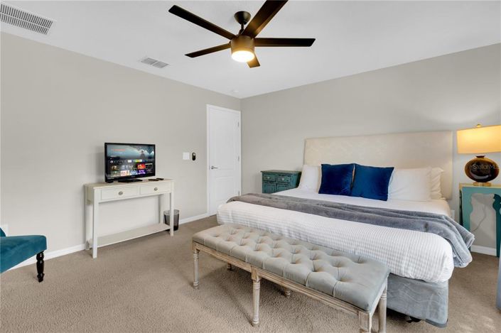 Image No.12-4 Bed Townhouse for sale