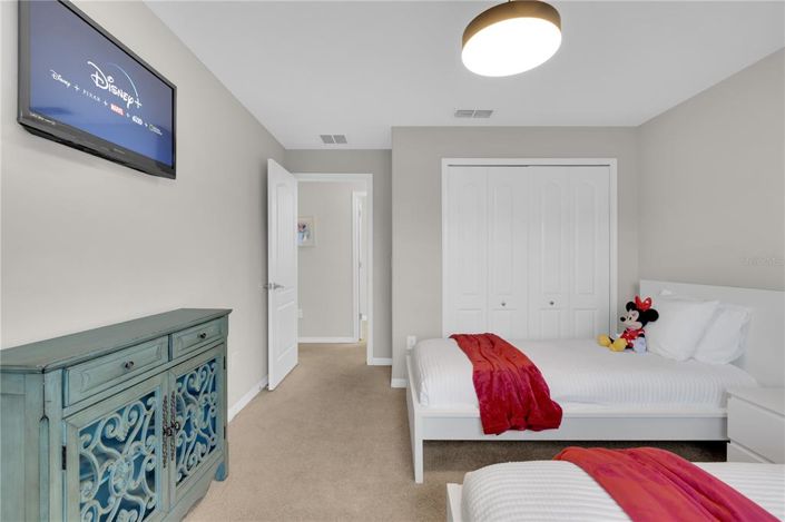 Image No.18-4 Bed Townhouse for sale