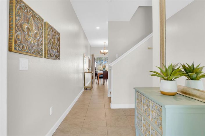 Image No.3-4 Bed Townhouse for sale