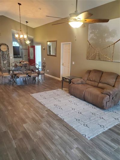 Image No.6-5 Bed Property for sale