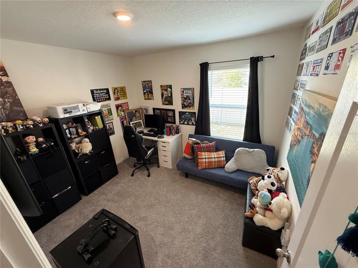 Image No.17-4 Bed Property for sale