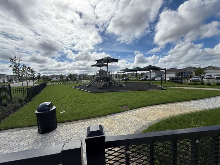 Image No.30-4 Bed Property for sale