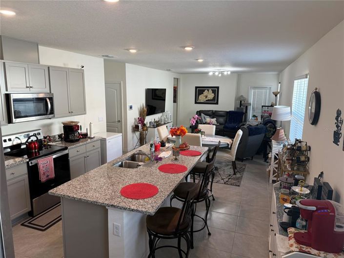 Image No.6-4 Bed Property for sale