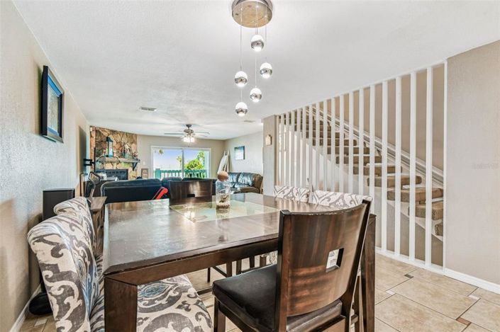 Image No.10-2 Bed Property for sale