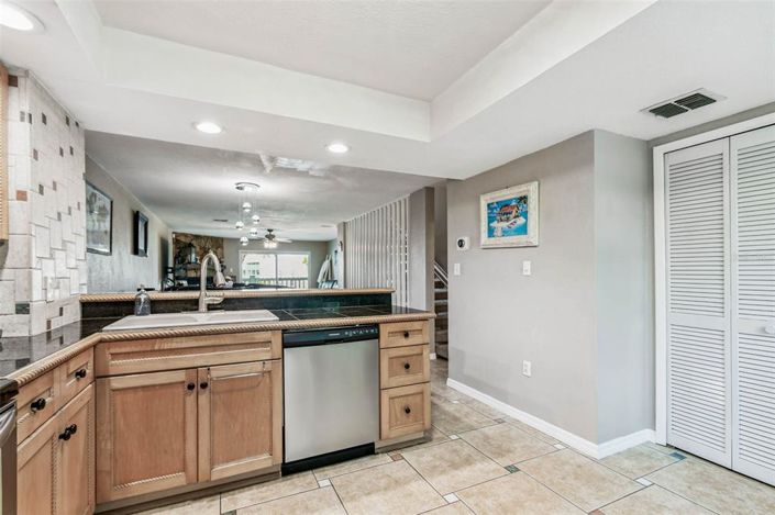 Image No.14-2 Bed Property for sale