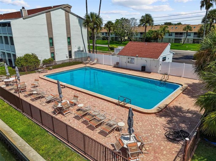 Image No.36-2 Bed Property for sale