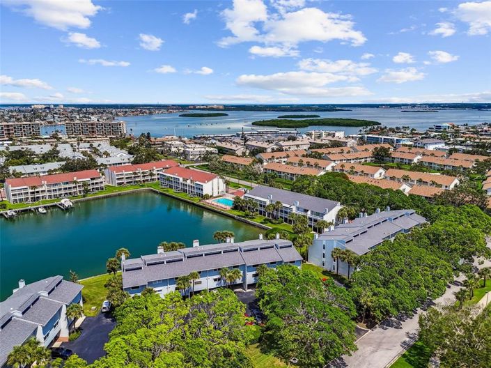 Image No.41-2 Bed Property for sale