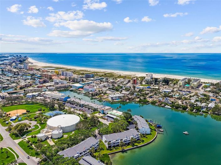 Image No.43-2 Bed Property for sale