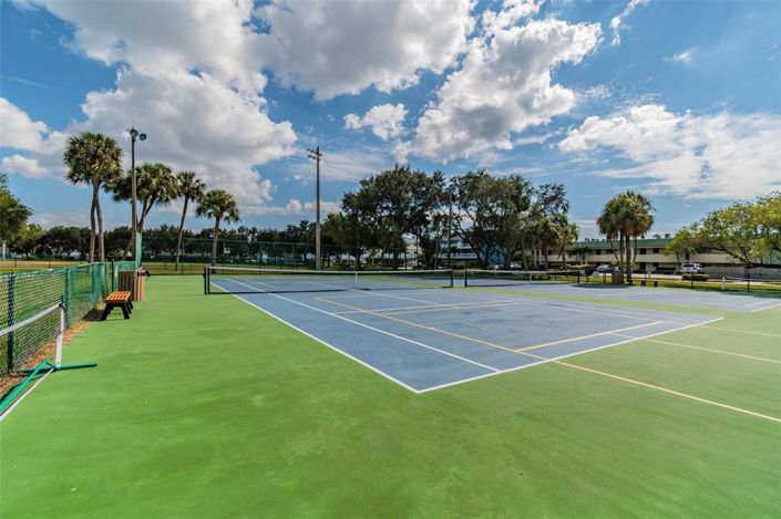 Image No.51-2 Bed Property for sale