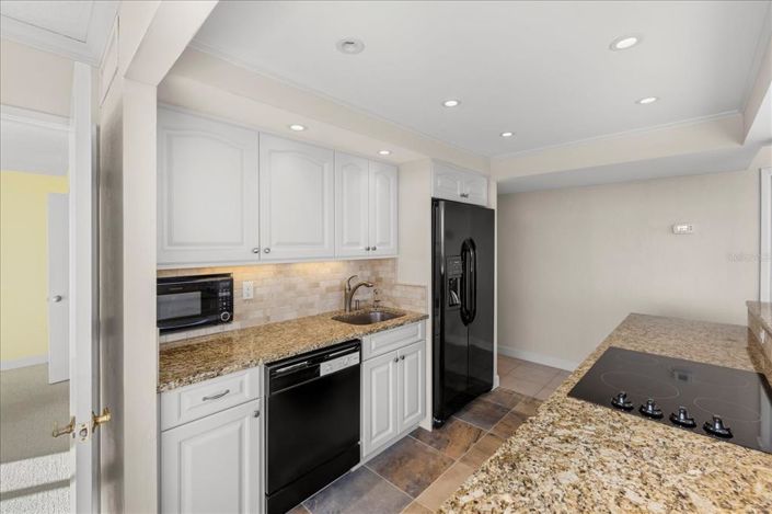 Image No.20-2 Bed Property for sale