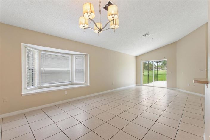 Image No.10-4 Bed Property for sale