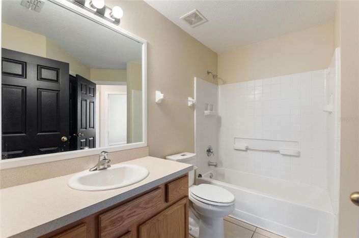 Image No.30-4 Bed Property for sale