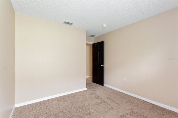 Image No.32-4 Bed Property for sale