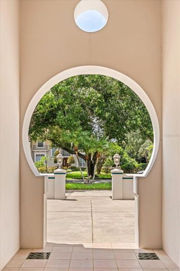 Image No.12-4 Bed Property for sale