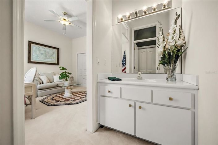 Image No.55-4 Bed Property for sale