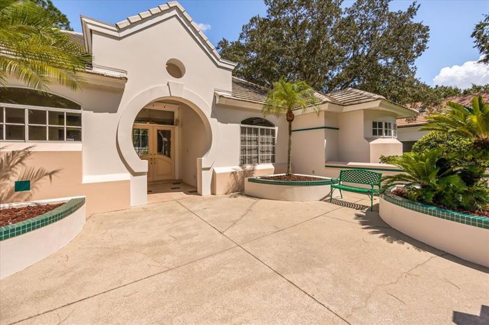 Image No.9-4 Bed Property for sale