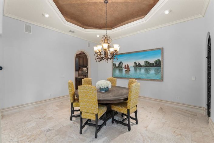 Image No.5-3 Bed Property for sale