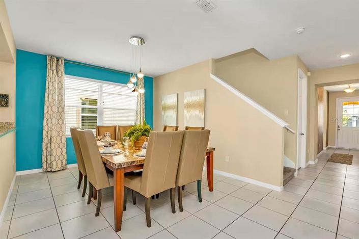 Image No.13-9 Bed Property for sale