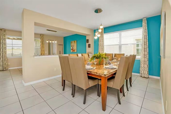 Image No.14-9 Bed Property for sale