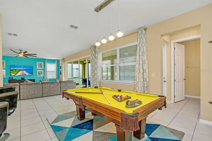 Image No.15-9 Bed Property for sale