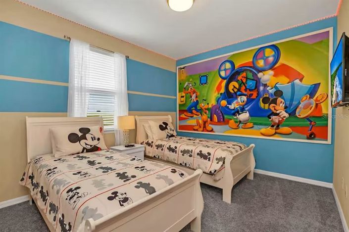 Image No.33-9 Bed Property for sale