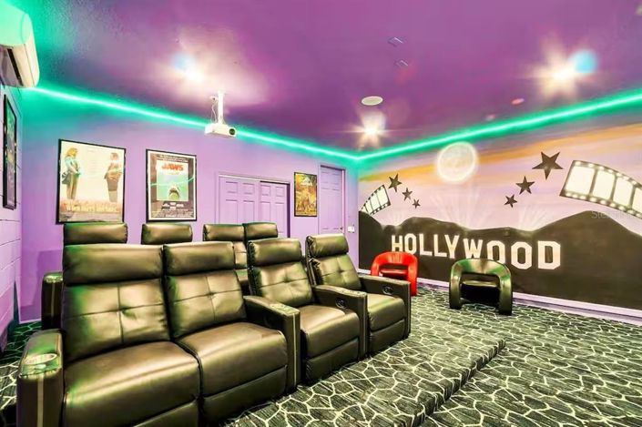 Image No.35-9 Bed Property for sale