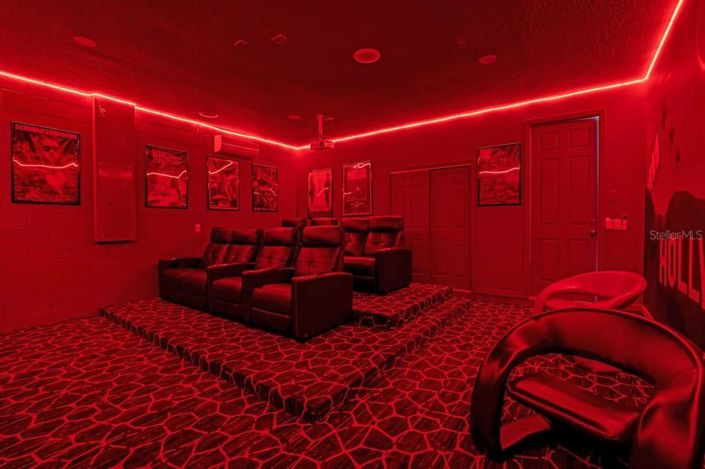 Image No.37-9 Bed Property for sale