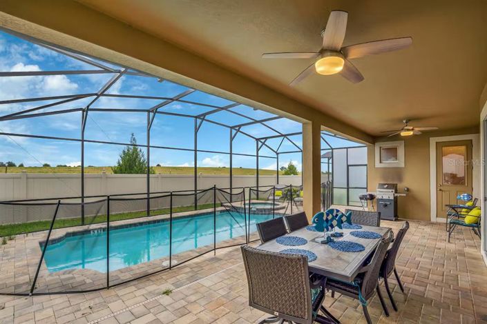 Image No.42-9 Bed Property for sale